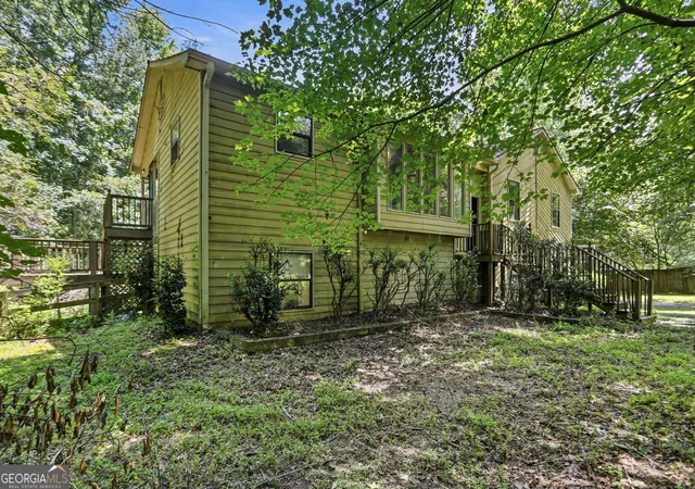 Photo 2 of Single family home for sale at 819 Tramore Ct, Powder Springs, GA 30127 | MLS# 10825597 | Listing updated on 2026-09-28