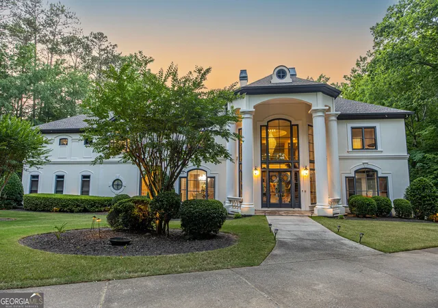 2nd image of 1 Cascade Pointe Dr Sw, Atlanta, GA 30331 | MLS# 10767839
