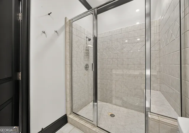 5th image of 1 Cascade Pointe Dr Sw, Atlanta, GA 30331 | MLS# 10767839