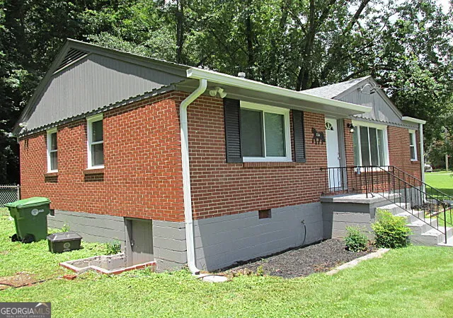 Photo 2 of Single family home for sale at 755 Jefferson Ave Sw, Atlanta, GA 30315 | MLS# 10806306 | Listing updated on 2026-08-30