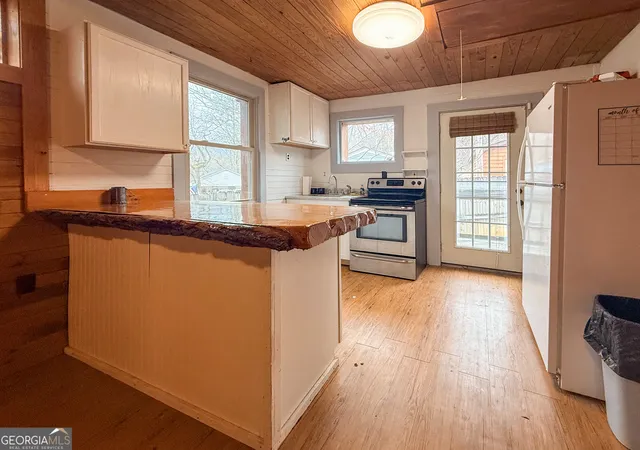 5th image of 20 Lavista Ln, Cleveland, GA 30528 | MLS# 10805609