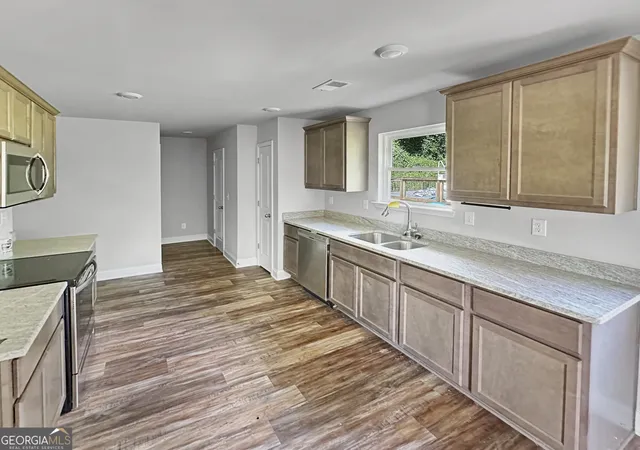 5th image of 160 Deerfield Tr, Barnesville, GA 30204 | MLS# 10788057