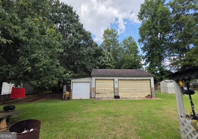 Photo 3 of Single family home for sale at 1566 Flicker Rd, Jonesboro, GA 30238 | MLS# 10826669 | Listing updated on 2026-09-10