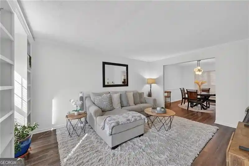 Listing Photo 2 - Condo for sale in building located at 3 Spring Grn Pl NW, Atlanta, GA 30318