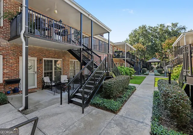 3rd image of 3675 Peachtree Rd Ne #34, Atlanta, GA 30319 | MLS# 10831338