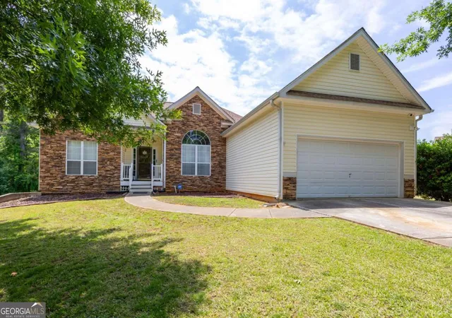 2nd image of 310 Hillcrest Dr, Hiram, GA 30141 | MLS# 10771002