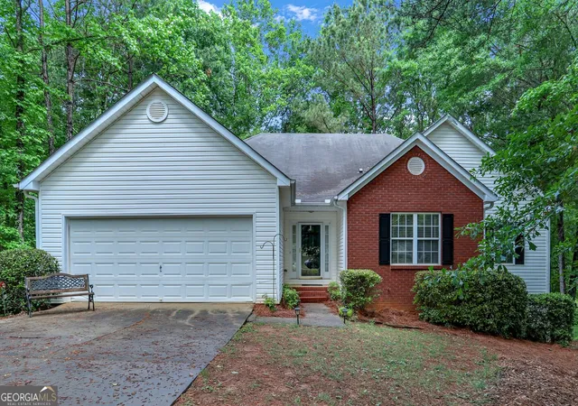 Photo 1 of Single family home for sale at 237 Clearwater Dr, Monroe, GA 30655 | MLS# 10755425 | Listing updated on 2026-09-11