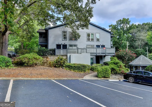 Photo 1 of Condo for sale at 1305 Weatherstone Wy Ne, Atlanta, GA 30324 | MLS# 10822106 | Listing updated on 2026-09-14