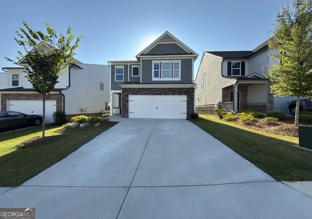 Photo 2 of Single family home for sale at 24 Berry Dr, Dawsonville, GA 30534 | MLS# 10831231 | Listing updated on 2026-10-09