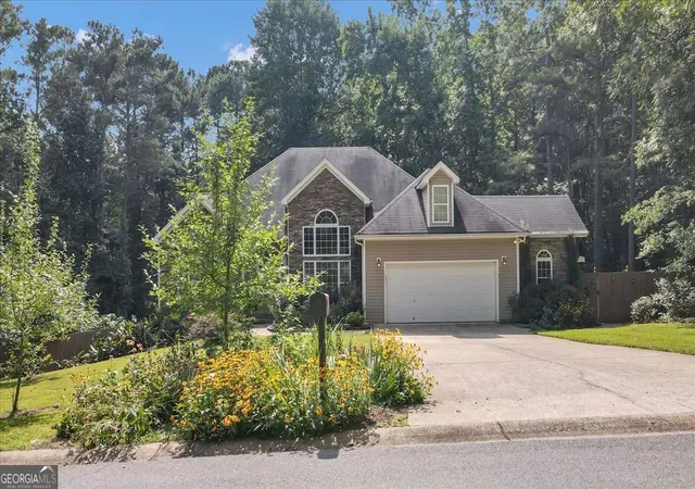 1st image of 59 Rocky Cir Ne, White, GA 30184 | MLS# 10821873