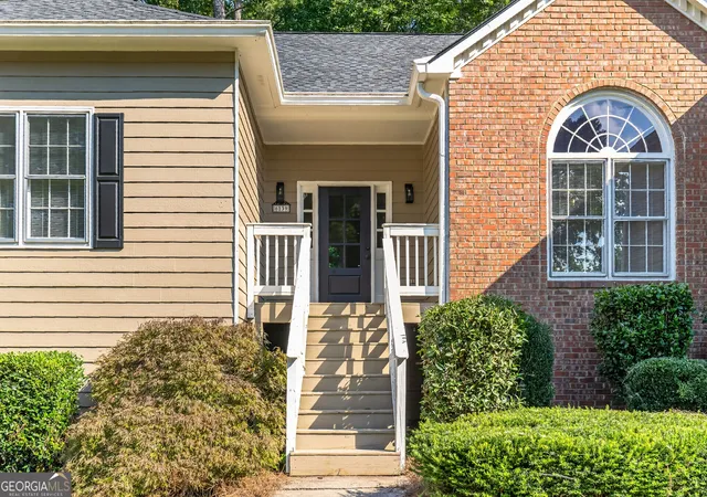 Photo 3 of Single family home for sale at 6139 Pritchett Dr, Powder Springs, GA 30127 | MLS# 10836377 | Listing updated on 2026-09-14