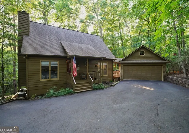 Photo 1 of Single family home for sale at 162 Bluebell Cir S, Jasper, GA 30143 | MLS# 10811698 | Listing updated on 2026-09-08