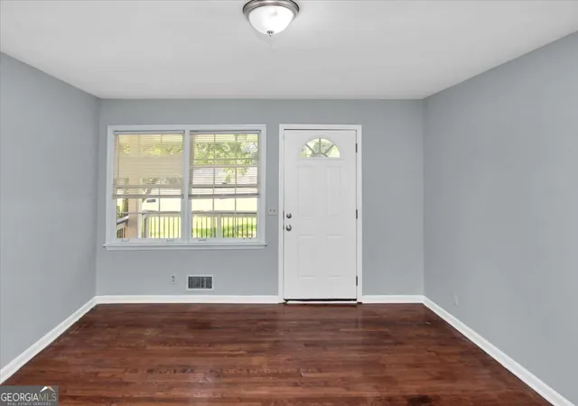 3rd image of 1355 Irwin Bridge Rd Nw, Conyers, GA 30012 | MLS# 10803025