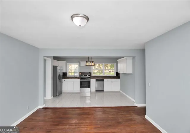 5th image of 1355 Irwin Bridge Rd Nw, Conyers, GA 30012 | MLS# 10803025