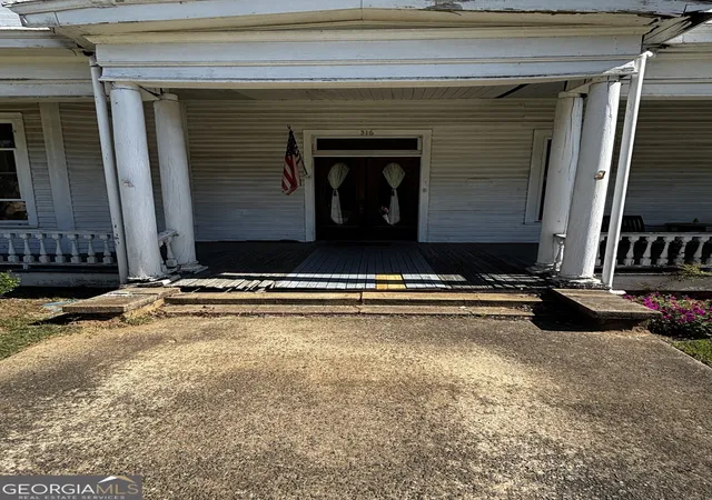 Photo 4 of Single family home for sale at 316 Main St, Warrenton, GA 30828 | MLS# 10767751 | Listing updated on 2026-10-08