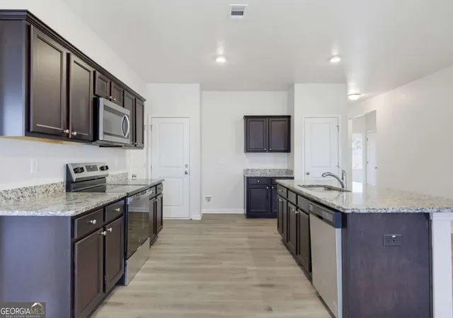 Photo 3 of Single family home for sale at 7263 Emma Ct, Douglasville, GA 30134 | MLS# 10829622 | Listing updated on 2026-10-16