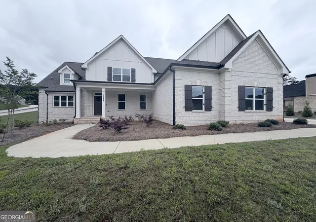 Photo 2 of Single family home for sale at 1988 Beebalm Dr, Statham, GA 30666 | MLS# 10776750 | Listing updated on 2026-06-16