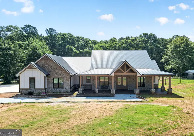 Homes for sale in Williamson, GA | 289 Maple Dr, Williamson, GA 30292 | MLS# 10785724