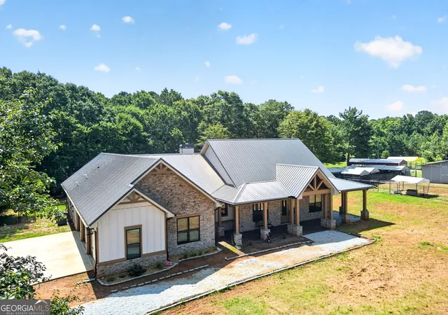 Homes for sale in Williamson, GA | 289 Maple Dr, Williamson, GA 30292 | MLS# 10785724