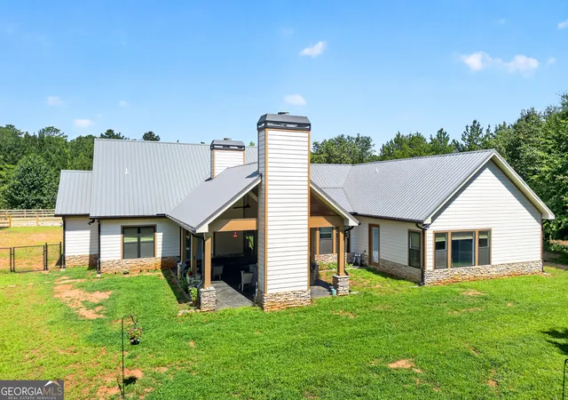 Homes for sale in Williamson, GA | 289 Maple Dr, Williamson, GA 30292 | MLS# 10785724