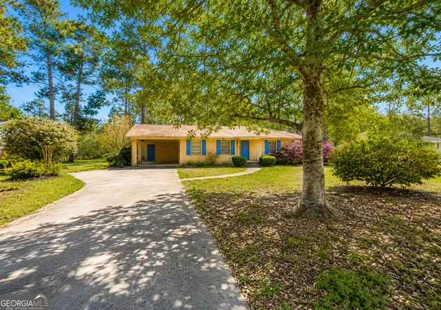 2nd image of 1504 Valwood Ave, Thomasville, GA 31792 | MLS# 10815199
