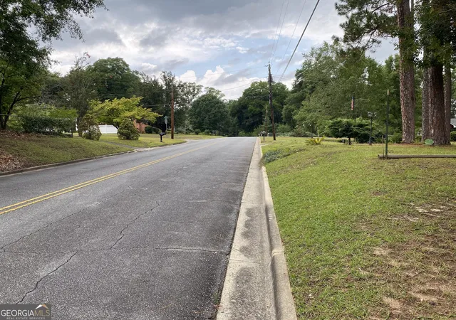 4th image of 503 Brookdale Dr, Dublin, GA 31021 | MLS# 10820019