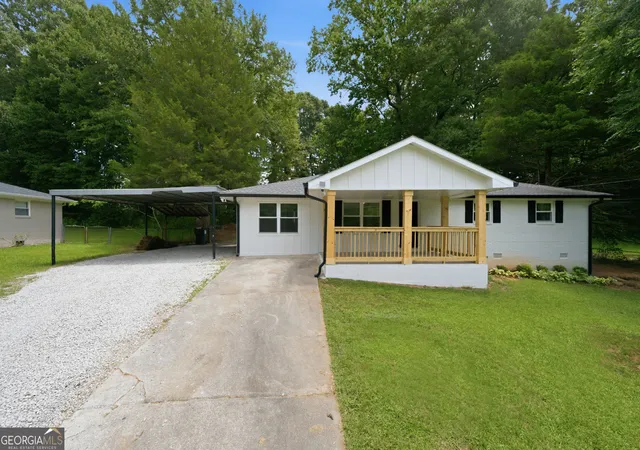 3rd image of 3505 Hopkins Rd, Powder Springs, GA 30127 | MLS# 10796318