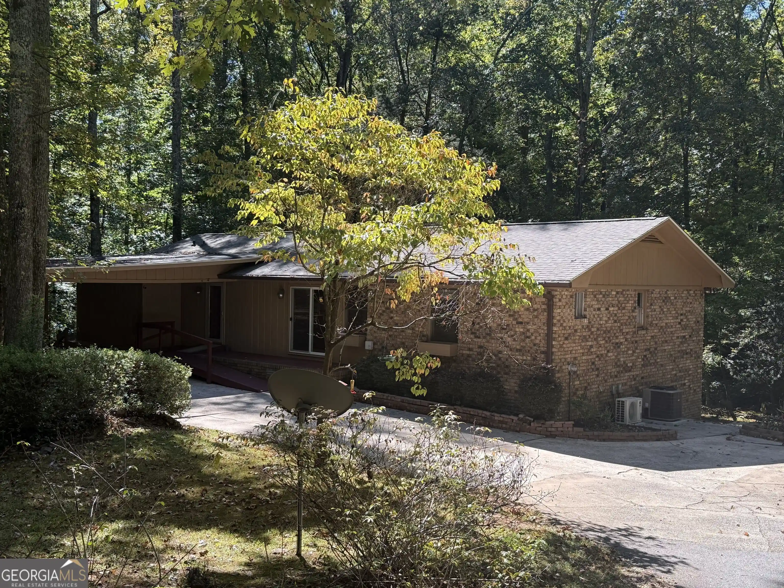 Single family home for sale at 650 Woodside Rd, Athens, GA 30607 | MLS# 10877396