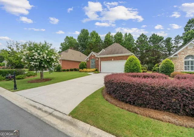 Photo 4 of Single family home for sale at 112 Bristol Pl SE, Calhoun, GA 30701 | MLS# 10804655 | Listing updated on 2026-09-24