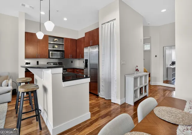 Homes for sale in Atlanta, GA | 747 Ralph Mcgill Blvd Ne #323, Atlanta, GA 30312 | MLS# 10771709