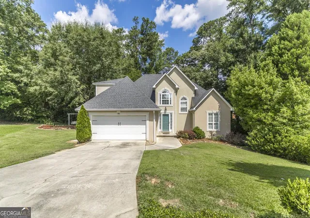 Photo 2 of Single family home for sale at 519 Ferncliff Ter, Macon, GA 31204 | MLS# 10802618 | Listing updated on 2026-09-04