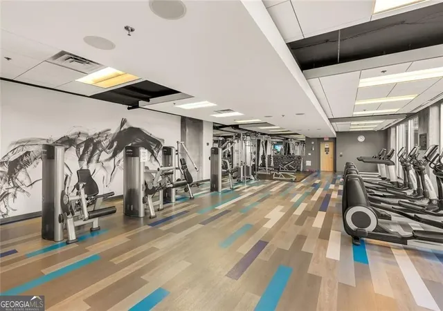 2nd image of 400 W Peachtree St Nw, Atlanta, GA 30308