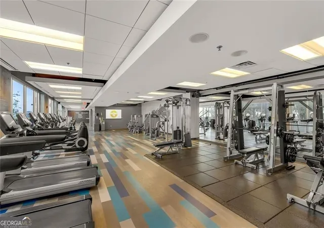 35th image of 400 W Peachtree St Nw #2403, Atlanta, GA 30308 | MLS# 10791853