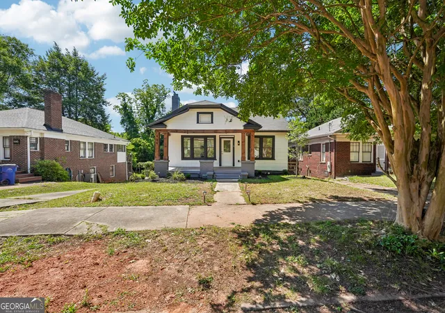 2nd image of 994 Katherwood Dr Sw, Atlanta, GA 30310 | MLS# 10758522