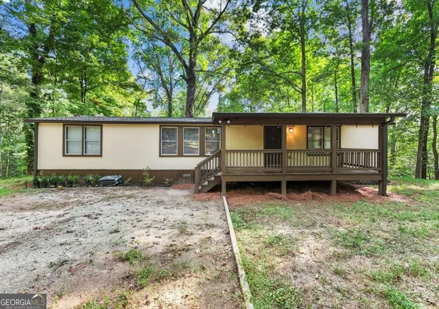 Photo 1 of Manufactured home for sale at 3068 Pierce Rd, Gainesville, GA 30507 | MLS# 10836602 | Listing updated on 2026-09-24