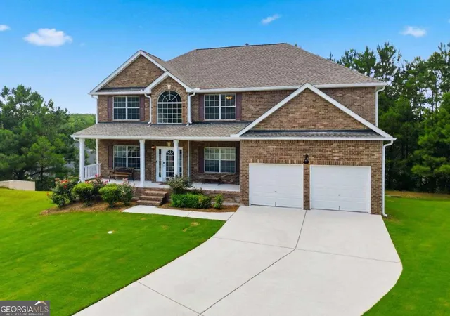 Photo 3 of Sale Pending at 116 Wellsley Ct, Dallas, GA 30132 | MLS# 10795101 | Listing updated on 2026-09-14