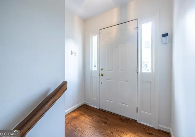 Photo 3 of Townhouse for sale at 37 Sycamore Sta, Decatur, GA 30030 | MLS# 10802622 | Listing updated on 2026-08-13