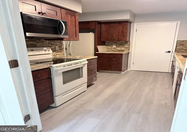 23rd image of 2788 Farmstead Rd Se, Smyrna, GA 30080 | MLS# 10767440