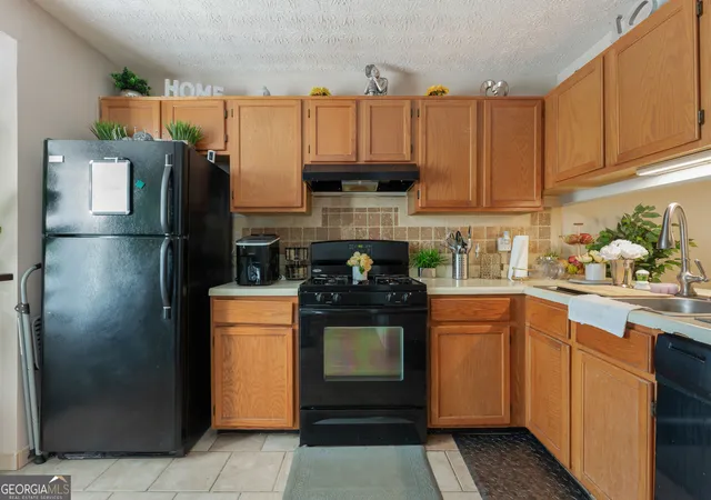 Photo 3 of Multi family home for sale at 3788 Meadow Creek Dr, Peachtree Corners, GA 30092 | MLS# 10822172 | Listing updated on 2026-09-18