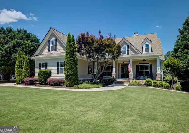 1st image of 221 Chasewood Ln, Senoia, GA 30276 | MLS# 10779239