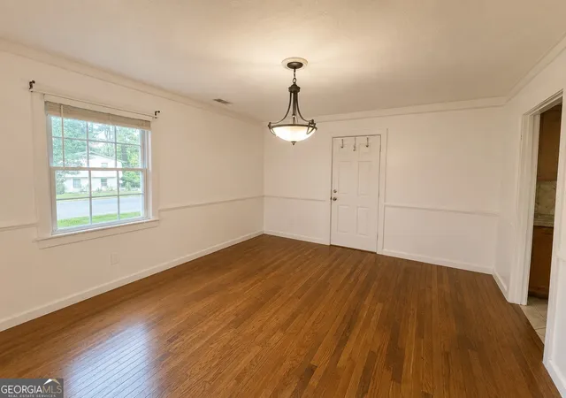 Photo 3 of Single family home for sale at 3414 Twin Village Ln, Snellville, GA 30039 | MLS# 10803917 | Listing updated on 2026-09-06