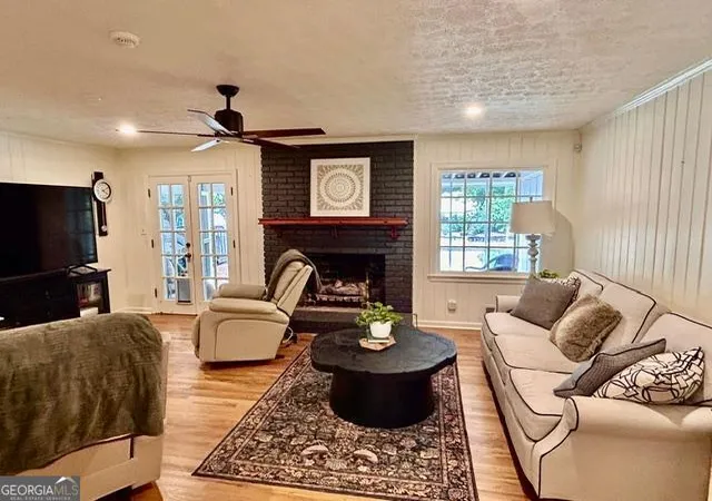 Photo 3 of Sale Pending at 1116 Hilltop Dr, Griffin, GA 30224 | MLS# 10808948 | Listing updated on 2026-08-24