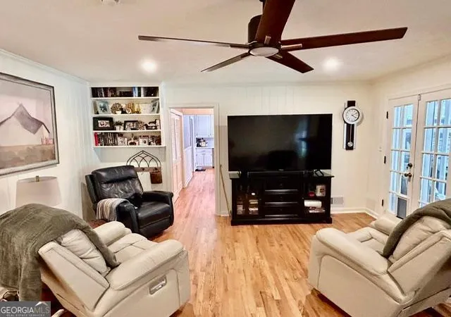 Photo 3 of Sale Pending at 1116 Hilltop Dr, Griffin, GA 30224 | MLS# 10808948 | Listing updated on 2026-08-24