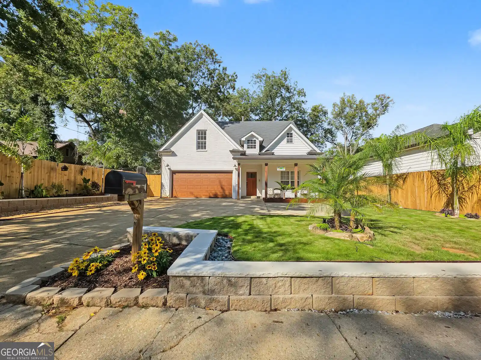 Photo 1 of Single family home for sale at 1589 Mims St Sw, Atlanta, GA 30314 | MLS# 10875772 | Listing updated on 2026-10-27