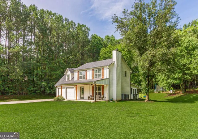 3rd image of 5070 Hudson Rd, Loganville, GA 30052 | MLS# 10790641