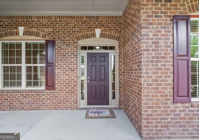 Photo 3 of Single family home for sale at 4615 Hereford Ct, Cumming, GA 30041 | MLS# 10802879 | Listing updated on 2026-09-15