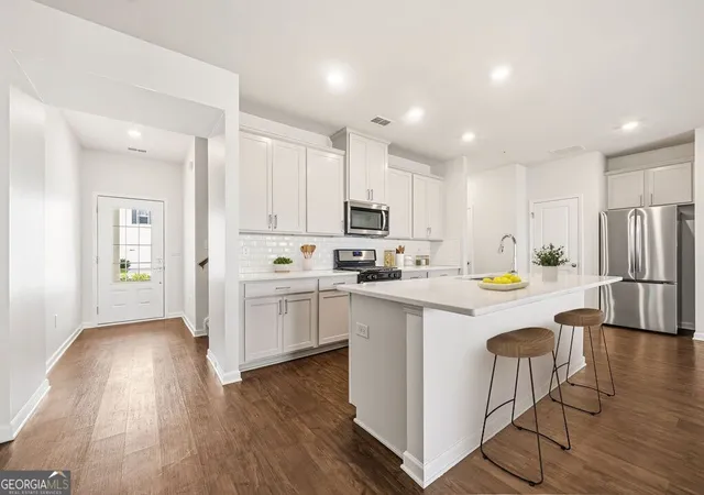 Photo 2 of Townhouse for sale at 1408 Flathead River Ln, Marietta, GA 30064 | MLS# 10797576 | Listing updated on 2026-09-17