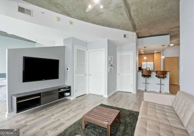 Photo 4 of Condo for sale at 860 Peachtree St NE #1909, Atlanta, GA 30308 | MLS# 10763310 | Listing updated on 2026-05-27