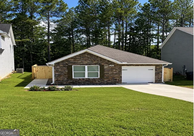 2nd image of 61 Hood Park Ct, Jasper, GA 30143 | MLS# 10794892