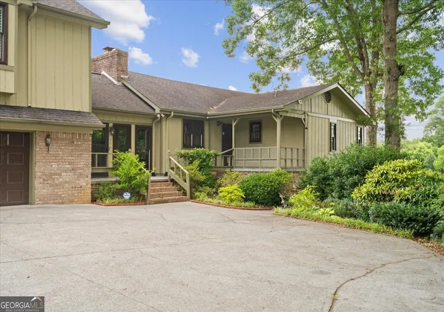 Photo 2 of Single family home for sale at 295 Craigtown Rd Ne, Calhoun, GA 30701 | MLS# 10774606 | Listing updated on 2026-07-09